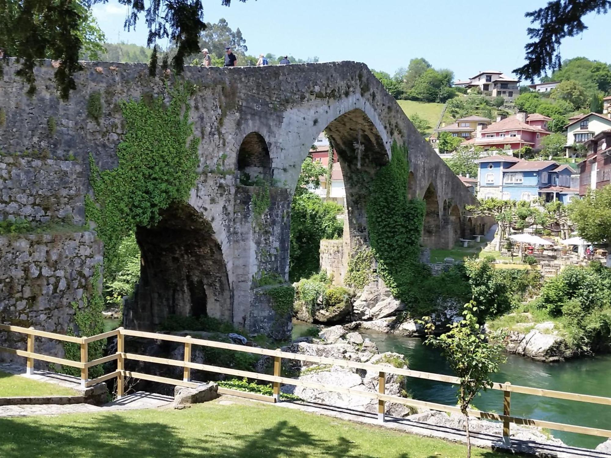 La Casona De La Vega Junto A Cangas de Onís Exterior photo